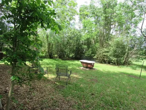 1013 Prairie Lea Street Brenham TX 77833