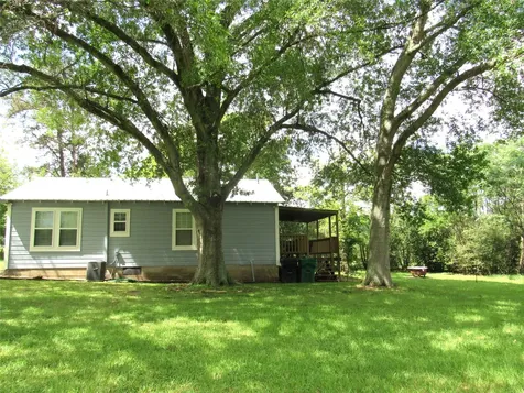 1013 Prairie Lea Street Brenham TX 77833