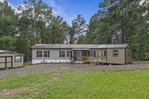 2672 Pleasure Bend Drive Hemphill TX 75948