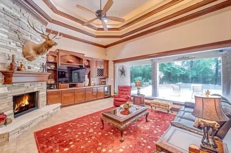 3 Quinns Cabin Court Conroe TX 77304