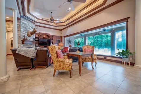 3 Quinns Cabin Court Conroe TX 77304