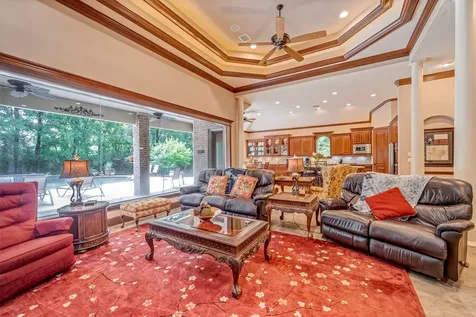 3 Quinns Cabin Court Conroe TX 77304