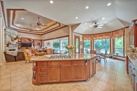3 Quinns Cabin Court Conroe TX 77304