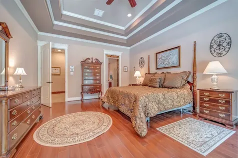3 Quinns Cabin Court Conroe TX 77304