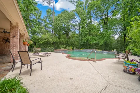 3 Quinns Cabin Court Conroe TX 77304