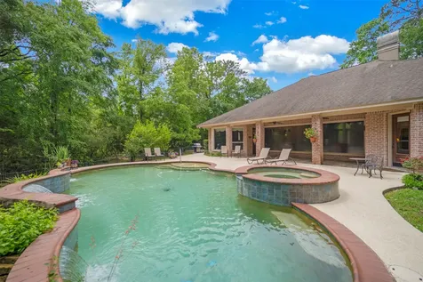 3 Quinns Cabin Court Conroe TX 77304