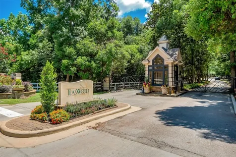 3 Quinns Cabin Court Conroe TX 77304