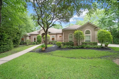 3 Quinns Cabin Court Conroe TX 77304