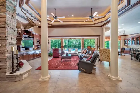 3 Quinns Cabin Court Conroe TX 77304