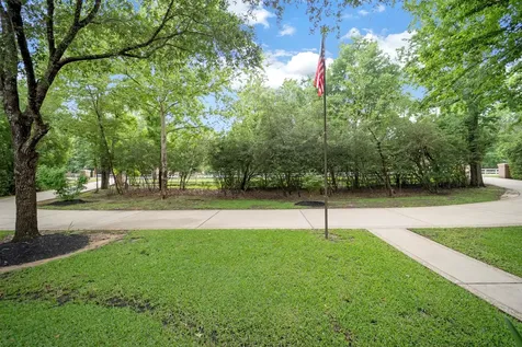 3 Quinns Cabin Court Conroe TX 77304