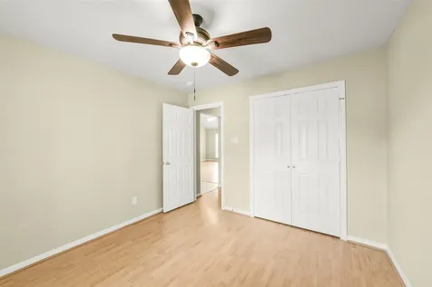 1748 Hazelwood Street Conroe TX 77301