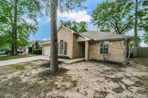 1748 Hazelwood Street Conroe TX 77301