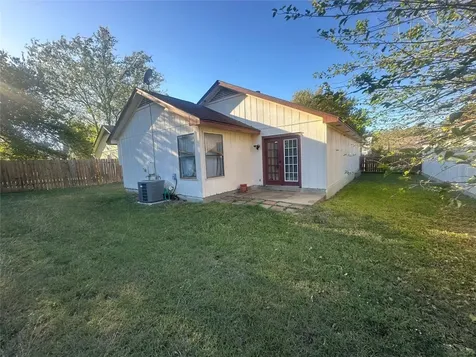 903 Greenbriar Loop Round Rock TX 78664