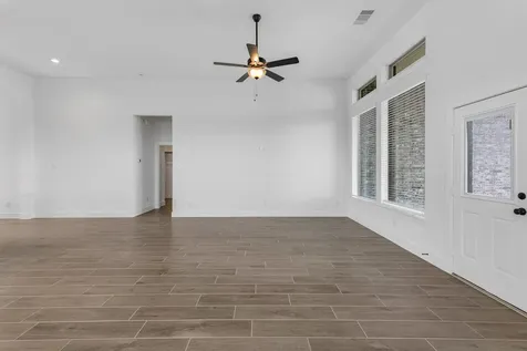 2904 Lago Costa Drive Texas City TX 77568
