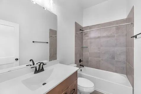 2904 Lago Costa Drive Texas City TX 77568