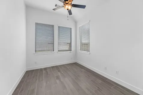2904 Lago Costa Drive Texas City TX 77568