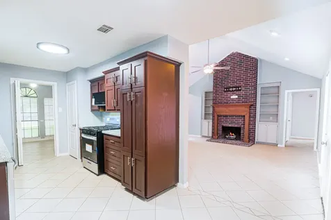 1145 Westglen Drive Alvin TX 77511