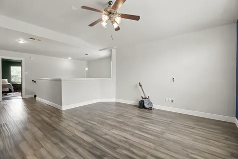 464 Magnolia Crossing League City TX 77573