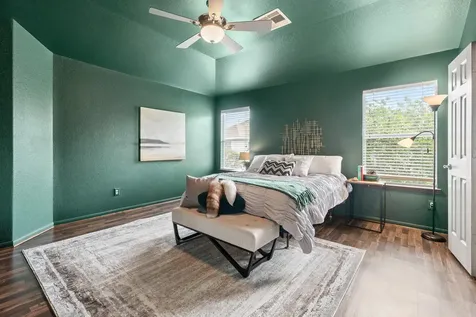 464 Magnolia Crossing League City TX 77573