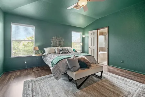 464 Magnolia Crossing League City TX 77573