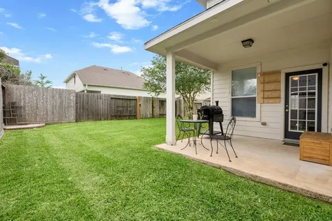 464 Magnolia Crossing League City TX 77573