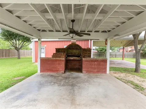 2610 School Street Needville TX 77461