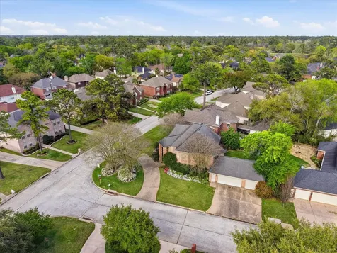 3219 Chapel Bend Drive Houston TX 77068