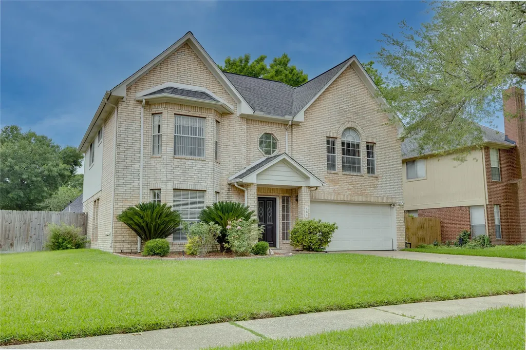 303 Welford Lane Highlands TX 77562