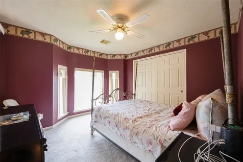 303 Welford Lane Highlands TX 77562