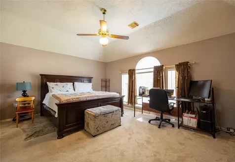 303 Welford Lane Highlands TX 77562