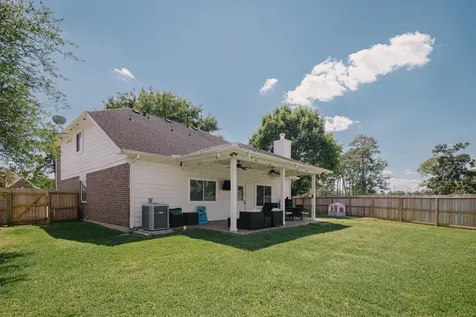 8003 Club Point Drive Humble TX 77346