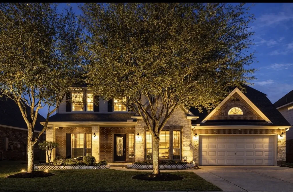 1230 Martinez Court Friendswood TX 77546