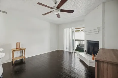 1900 Bay Area Boulevard Q184 Houston TX 77058