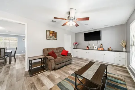 1305 Mcdonald Street Deer Park TX 77536