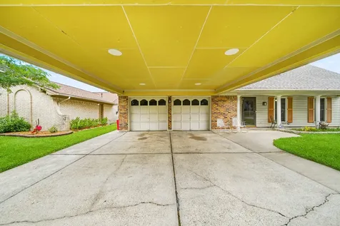 1305 Mcdonald Street Deer Park TX 77536