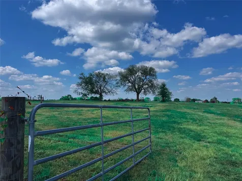 6015 Fm 1486 Richards TX 77873