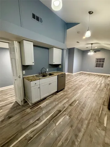 2322 Central Street 4 Dickinson TX 77539