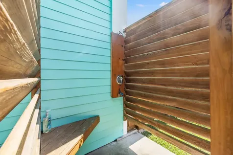 16502 Bermuda Way Jamaica Beach TX 77554