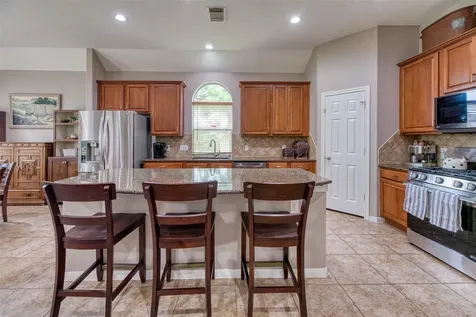 6 Red Adler Place The Woodlands TX 77382