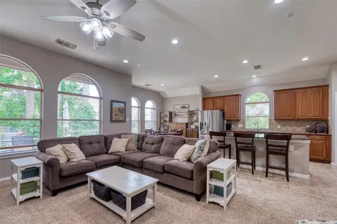 6 Red Adler Place The Woodlands TX 77382