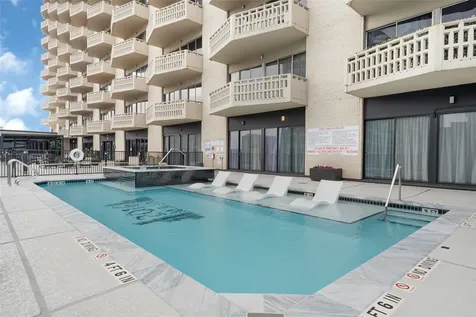 2016 Main Street 1707 Houston TX 77002