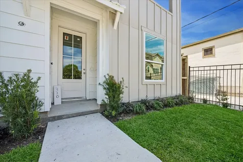 310 Fowler Street Houston TX 77007