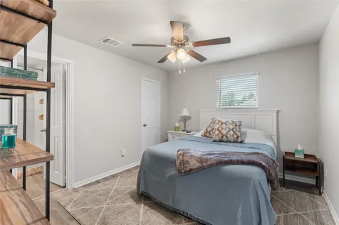 787 Dogberry Court Conroe TX 77304