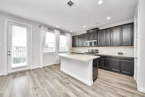 9830 Magnolia Village Lane Houston TX 77080