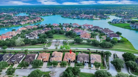 4407 Horizon View Circle Sugar Land TX 77479