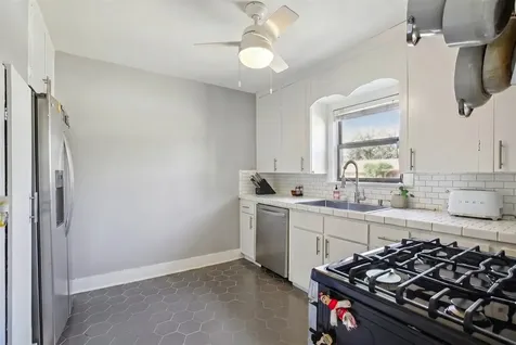 312 Graceland Street Houston TX 77009