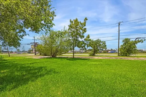 408 N Oak Street Texas City TX 77591
