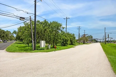 408 N Oak Street Texas City TX 77591