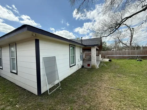 5715 Belarbor Street Houston TX 77033