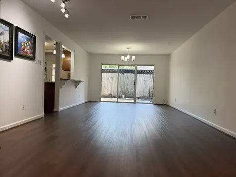 12925 Trail Hollow Drive 2925 Houston TX 77079